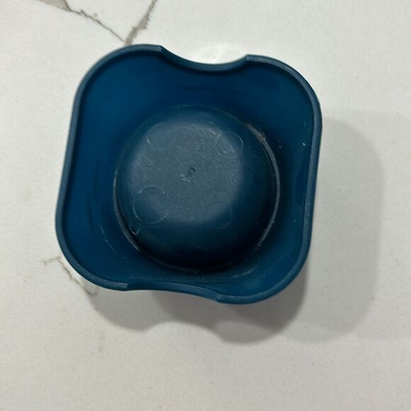 Plastic Small Animal Food Dish Lizard Reptile Cat Gerbil Mouse Rat Bunny Pet - Picture 3 of 4